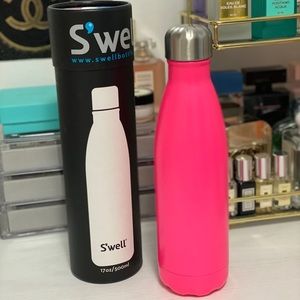 Swell 17oz HOT PINK